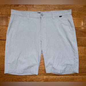 Travis Mathew Shorts Mens 38 Gray Golf Chino Flat Front Casual Performance